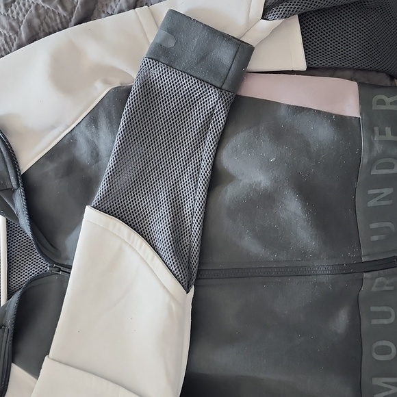 Under Armour Unstoppable Move full zip crop jacket size small - Picture 4 of 6